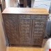   جنس ملامینه درب ها mdf وکیومابعاد 90×32×953 درب و تک کشو 4 طبقه لولای ارام بند برای درب ها نوار pvc   سه میل پایه پلاستیکیدارای رنگبندی